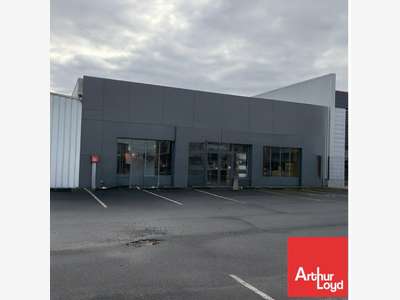 AV cellule commerciale 290m² Chauray Mendes France