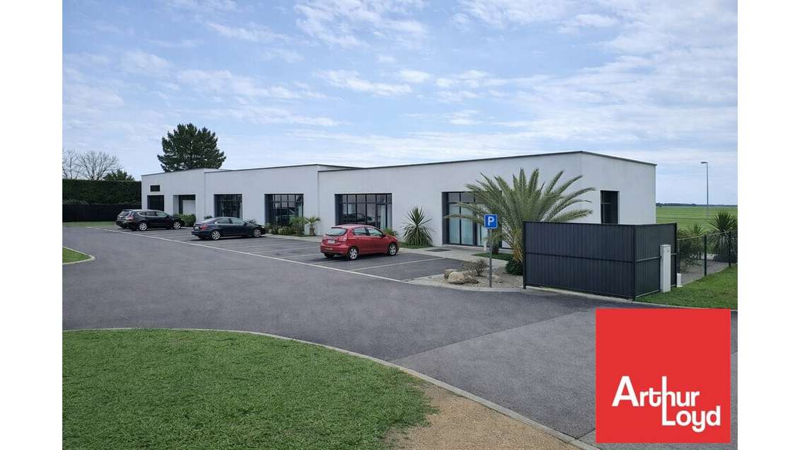 Bâtiment commercial à vendre Chauray Mendès France