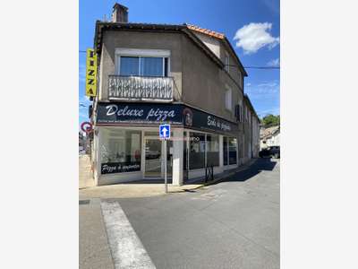 À VENDRE - ENSEMBLE IMMOBILIER COMMERCIAL ET 