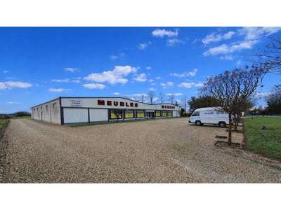 Vente Locaux d'activités - Entrepôts à Chef-Boutonne