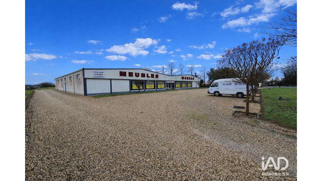 Murs commerciaux à Chef-Boutonne