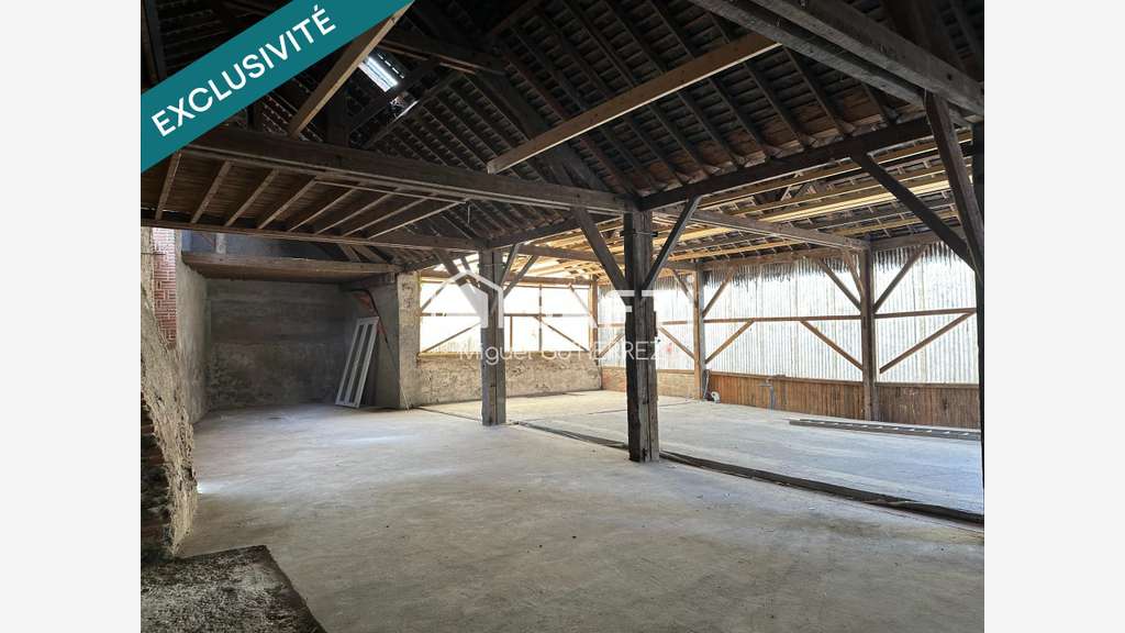 AV local cial artisanal 350m² Chemillé-en-Anjou