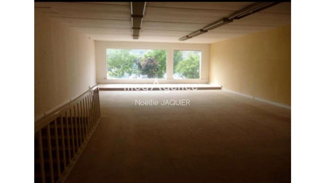Local commercial 456m² hyper centre Cherbourg