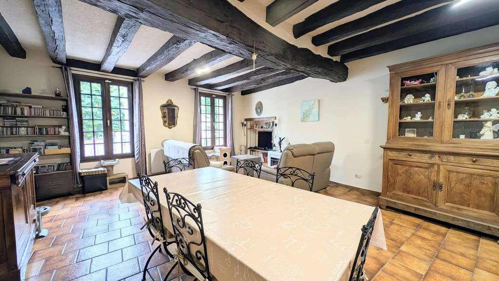 Vente local commercial 196m² empl N°1 à Chinon