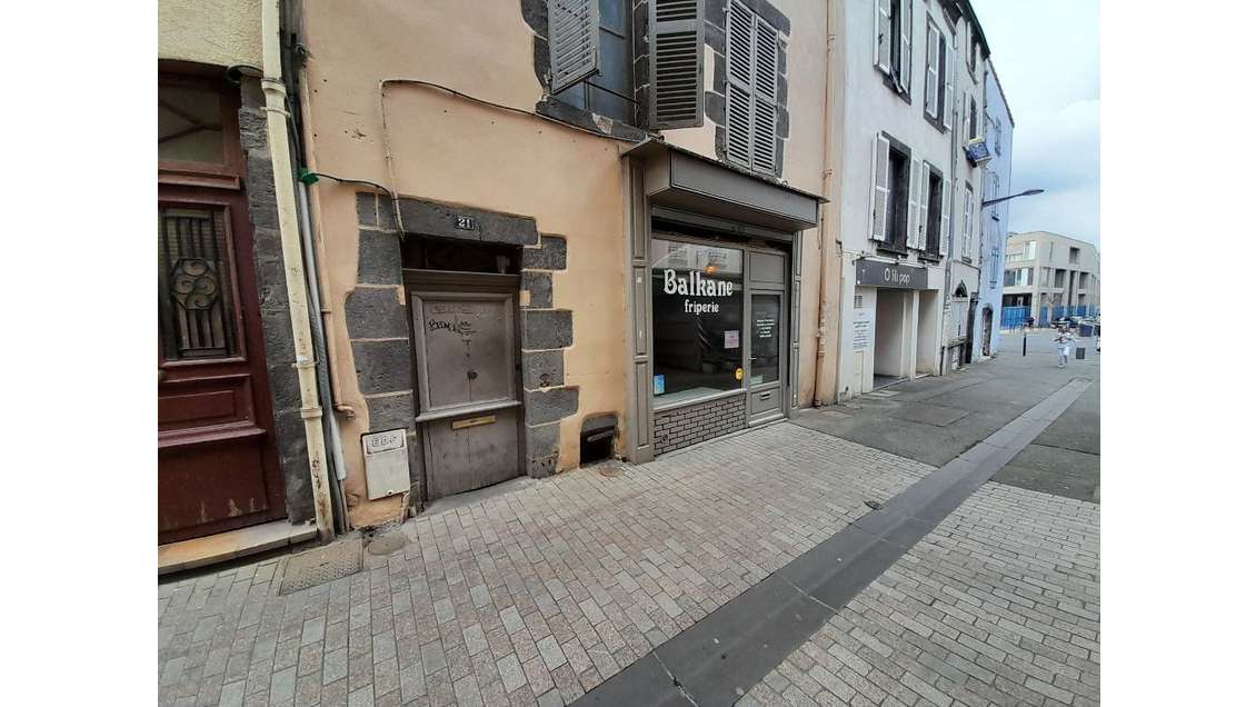 AV local commercial 100m² Clermont Fd hypercentre