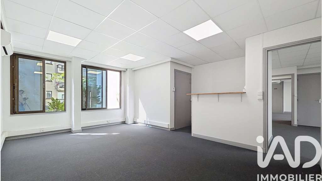 Vente local commercial 100m² à Clermont-Ferrand