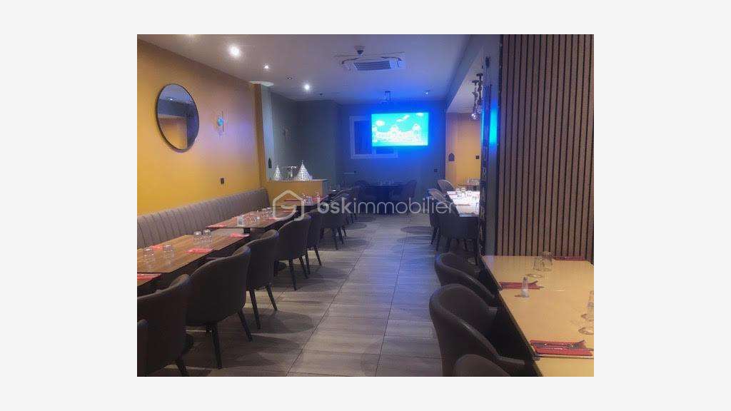 Vente boutique restauration 315m² à Paris Clichy