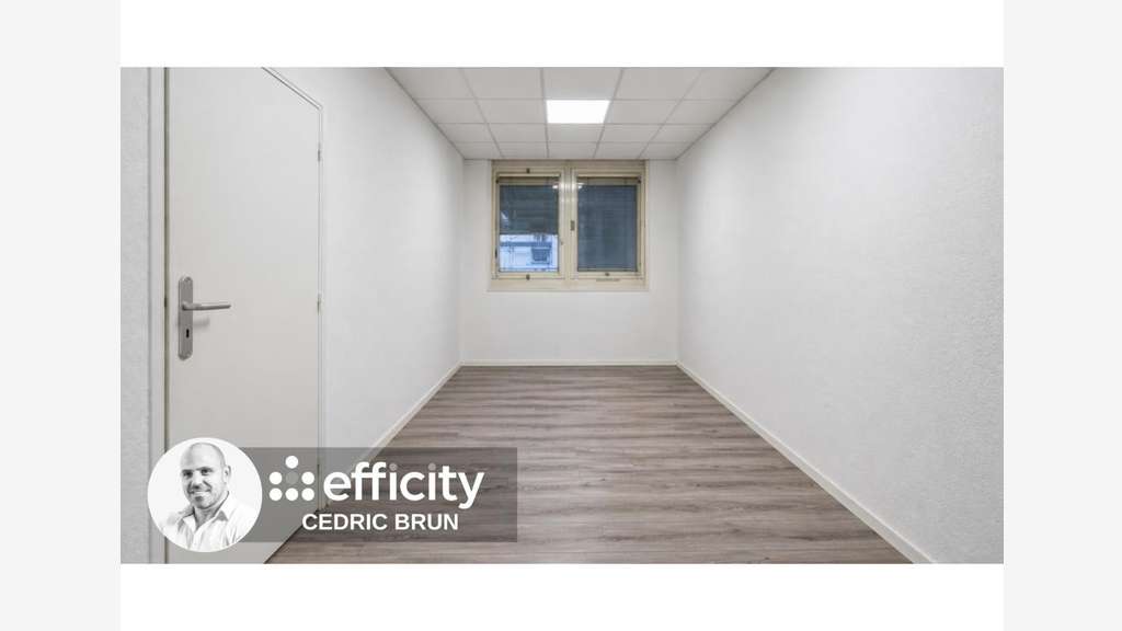 Vente local commercial 97m² centre-ville de Cluses
