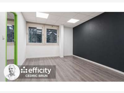 Vente local commercial 97m² centre-ville de Cluses