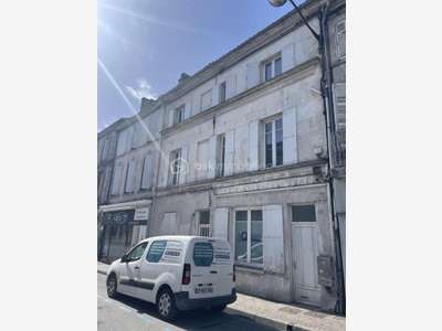 Vente local commercial 11m² hyper centre Cognac 