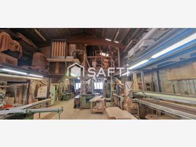 AV local commercial mezzanine 359m² ZA Cogolin