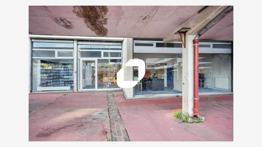 Vente Local commercial 211m² Colombes