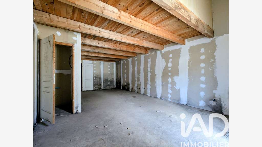 Vente entrepôt 83m² à Colombiers
