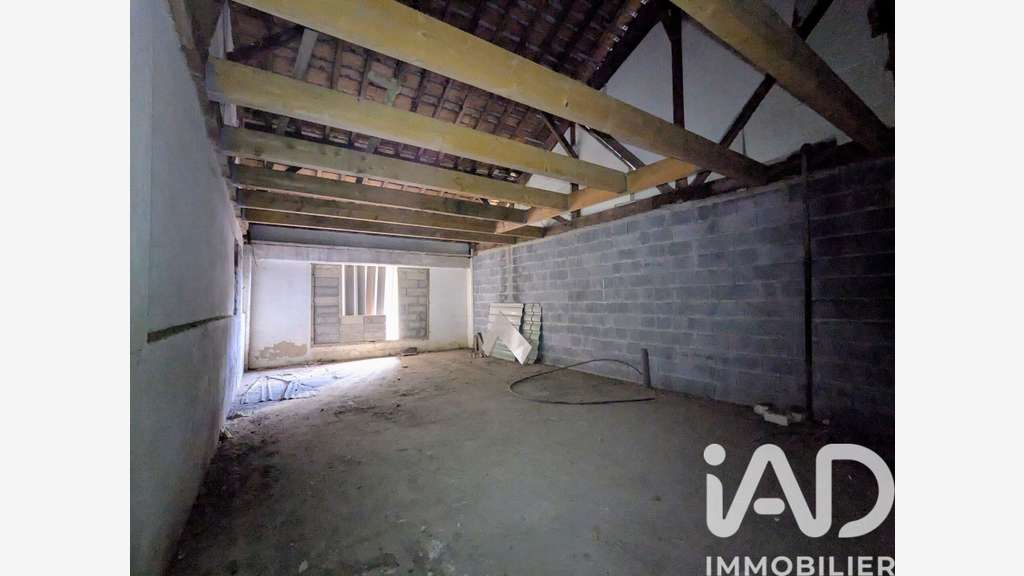 Vente entrepôt 83m² à Colombiers