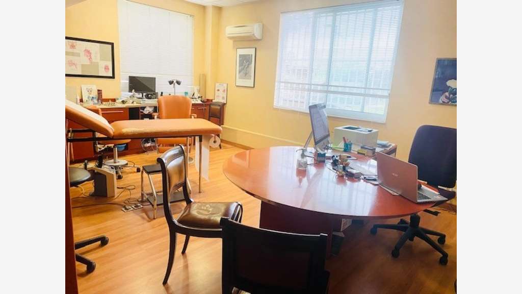 AV locaux de 5 cellules plein centre de Colomiers
