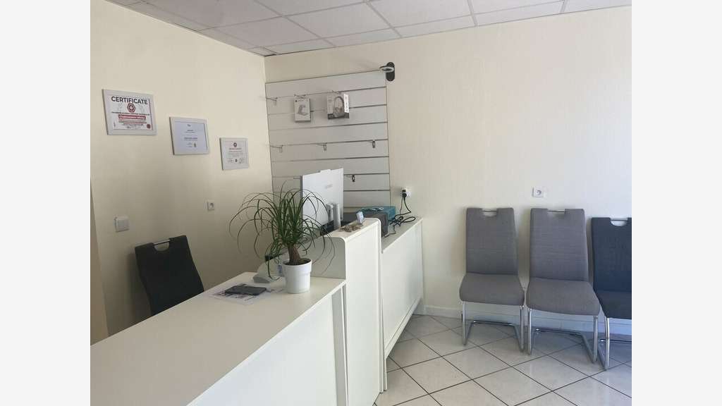 Murs commerciaux loués à vendre à Colomiers 