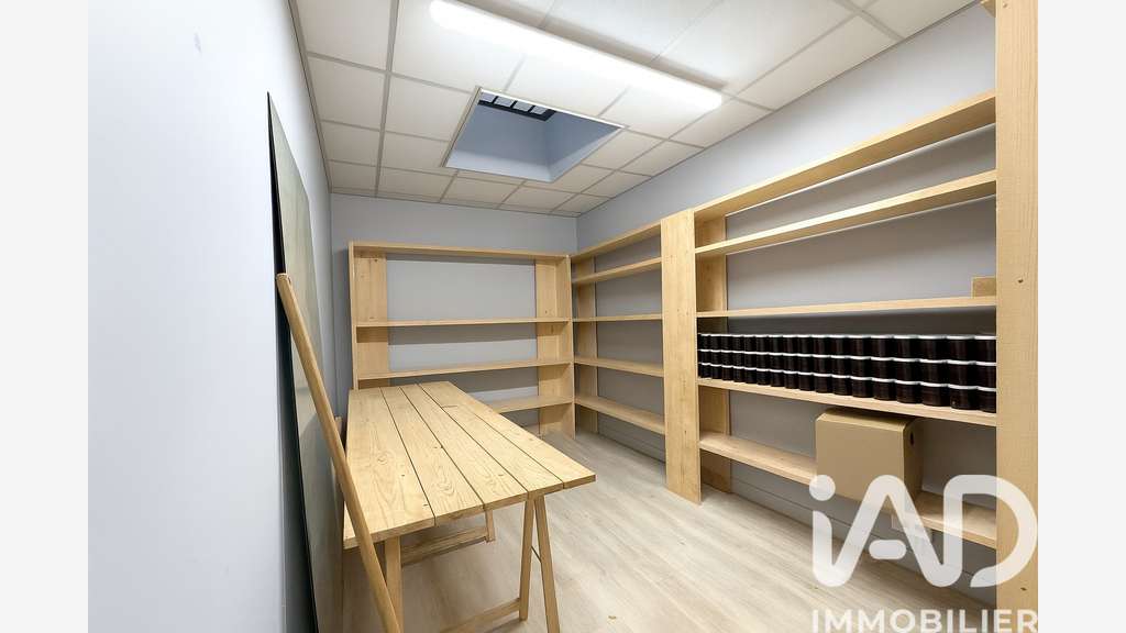 Vente murs commerciaux 146m² à Compiègne centre