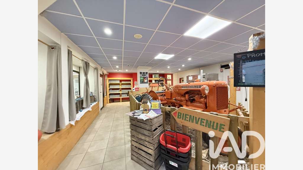 Vente murs commerciaux 146m² à Compiègne centre