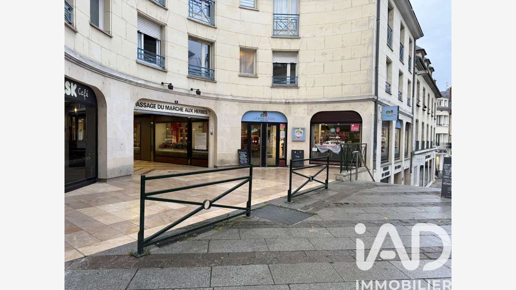 Vente murs commerciaux 146m² à Compiègne centre
