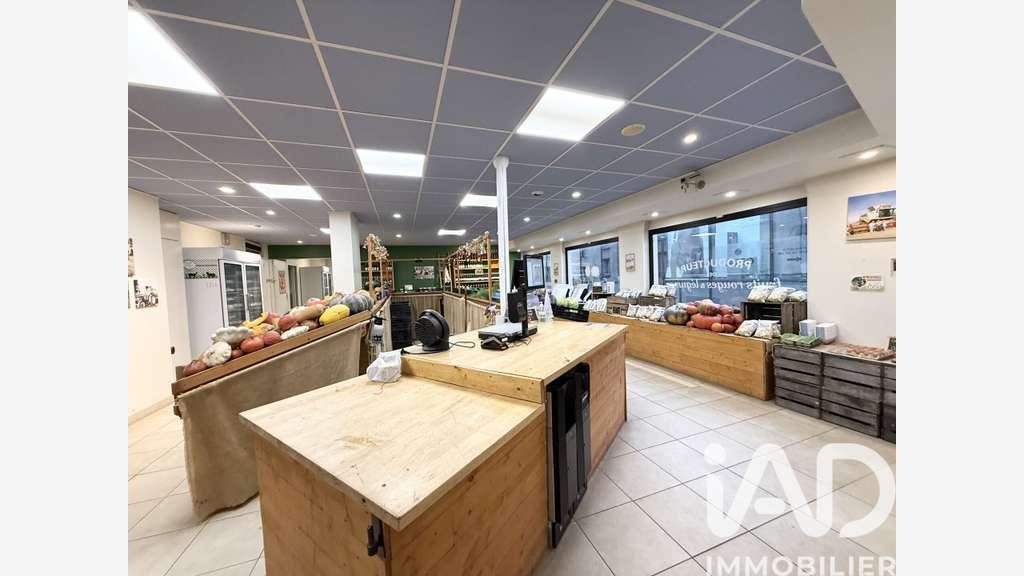 Vente murs commerciaux 146m² à Compiègne centre