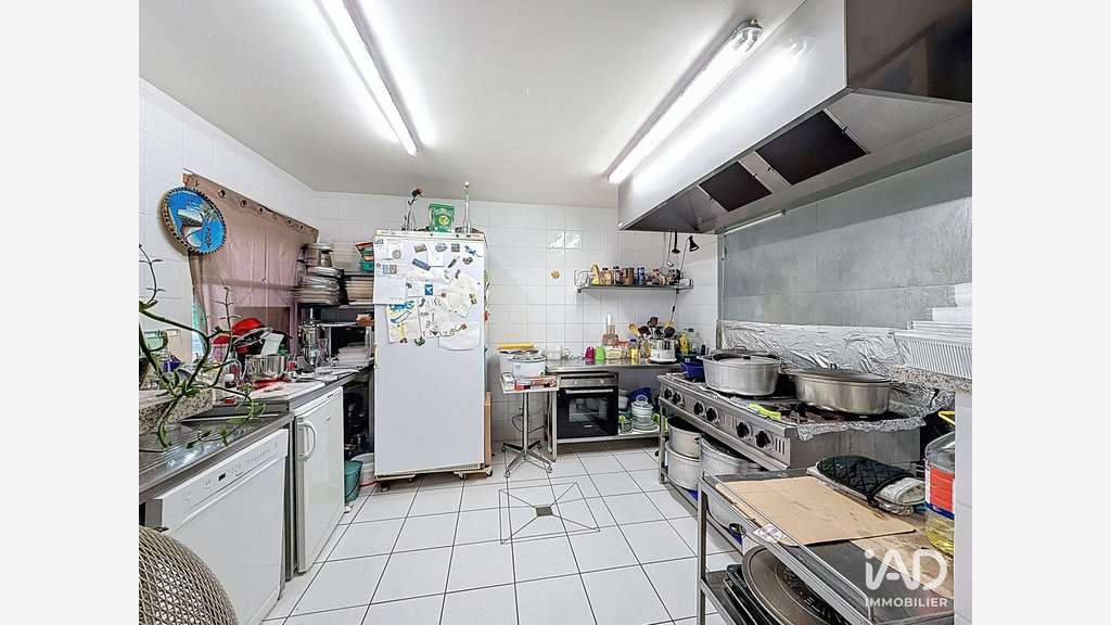 Vente murs commerciaux libres 50m² à Concarneau