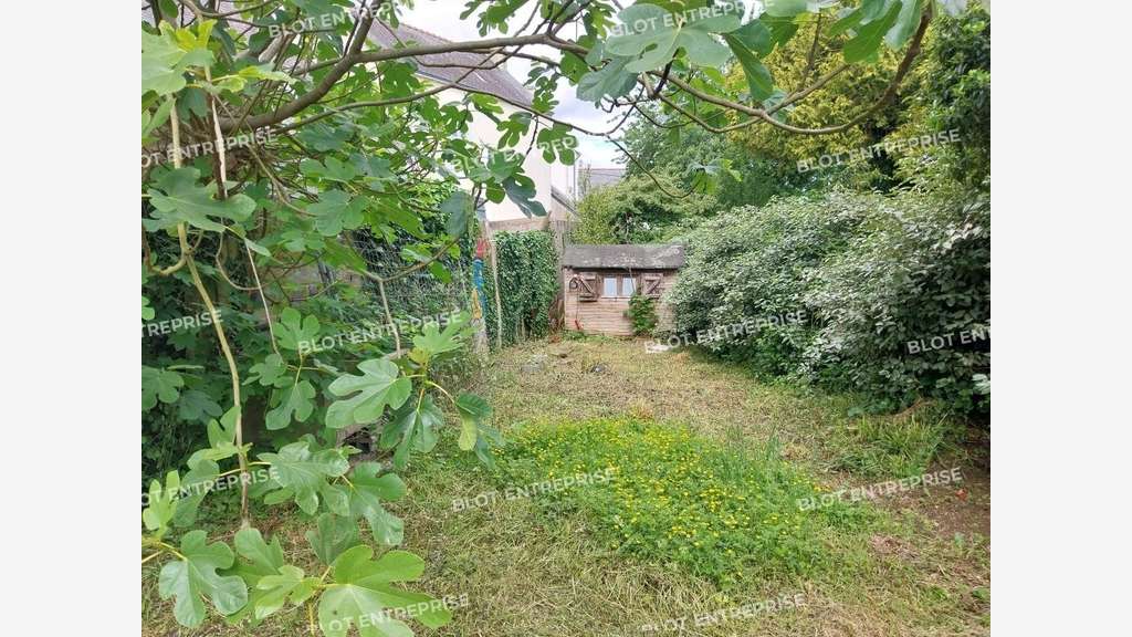 À vendre local commercial 160m² Concarneau D322