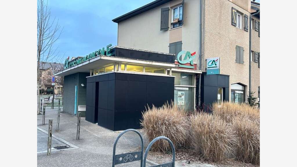 AV local commercial 108m² au centre de Condat 87
