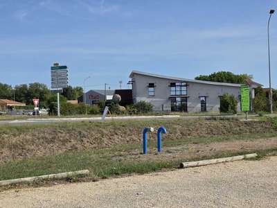 IMMEUBLE DE BUREAUX CONDEZAYGUES