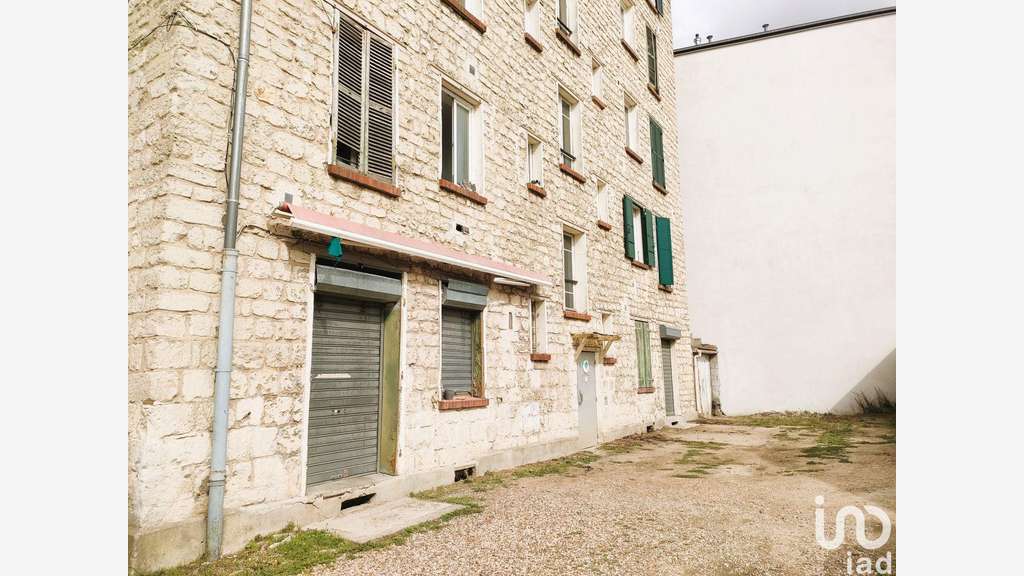 Murs commerciaux à Conflans-Sainte-Honorine