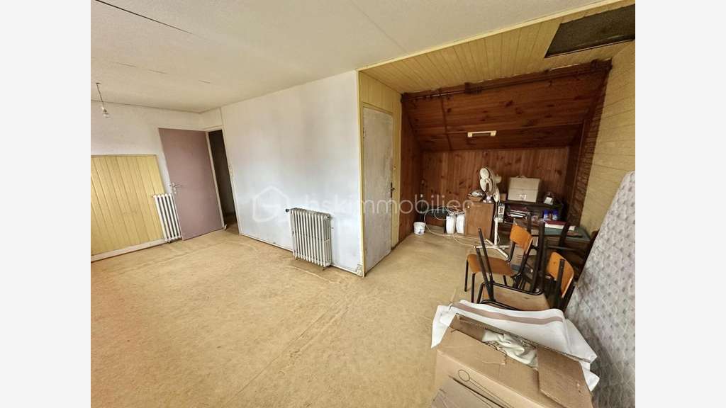 Vente immeuble mixte avec restaurant à Coray
