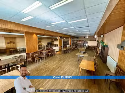 Vente immeuble mixte avec restaurant à Coray
