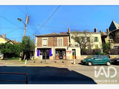 Vente local commercial 50m² à Corbeil-Essonnes