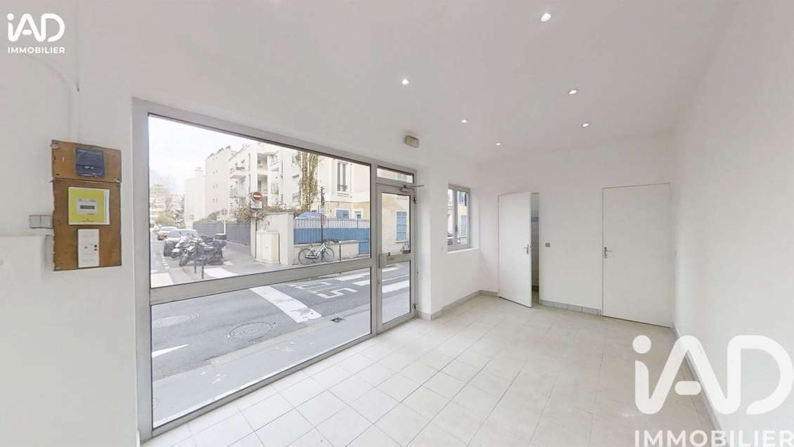 Local commercial à Courbevoie