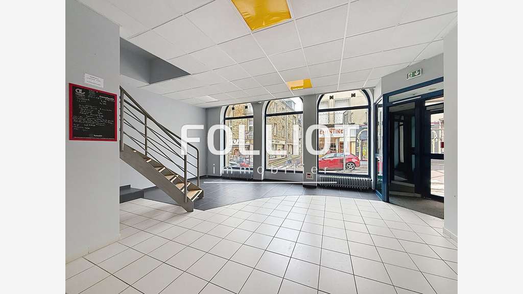 Vente murs commerciaux 120m² à Coutances centre