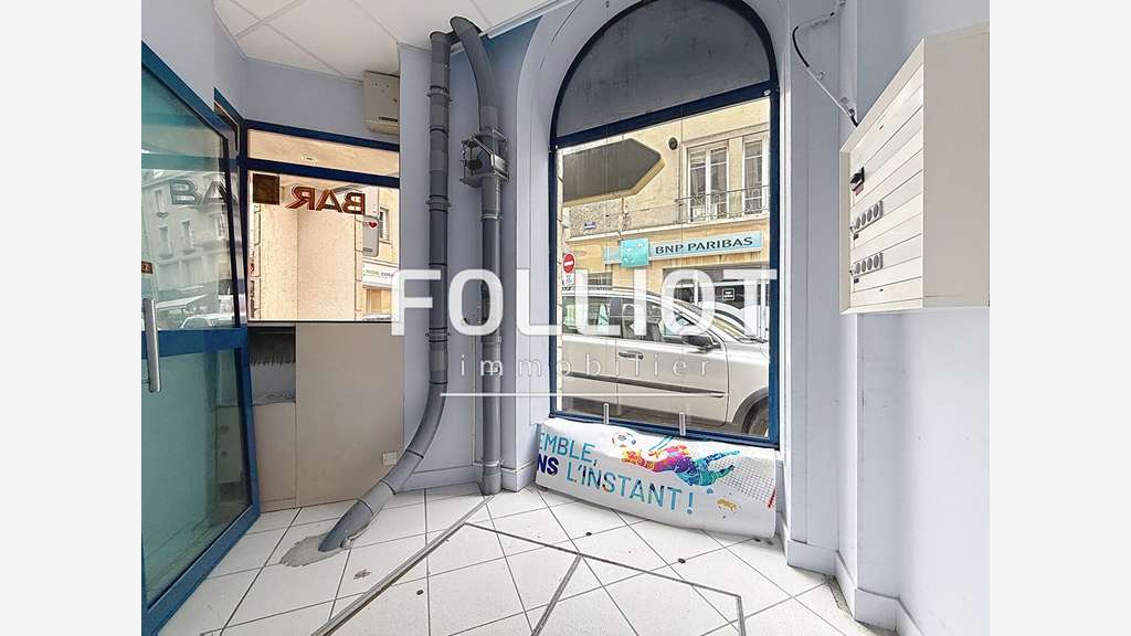 Vente murs commerciaux 120m² à Coutances centre