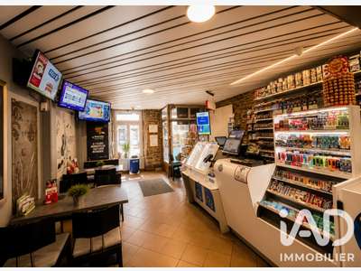 Vente murs commerciaux bar tabac 122m² à Crémieu
