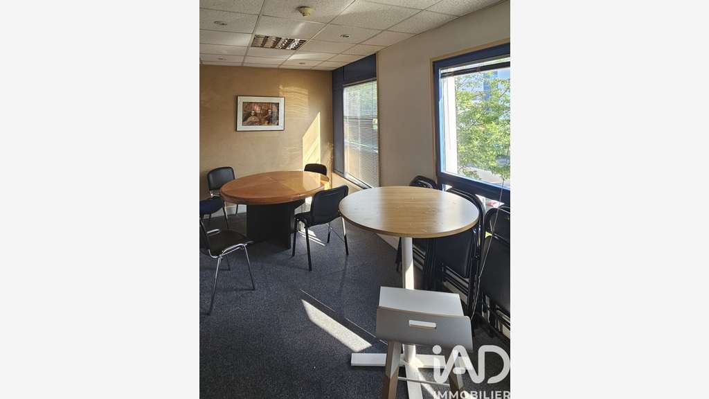 Vente bureaux et entrepôt 730m² Croissy-sur-Seine