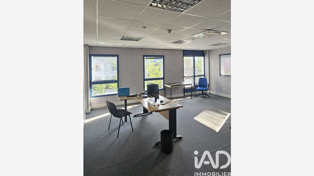 Vente bureaux et entrepôt 730m² Croissy-sur-Seine