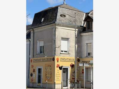 Vente immeuble de 82m² à Dangé Saint Romain