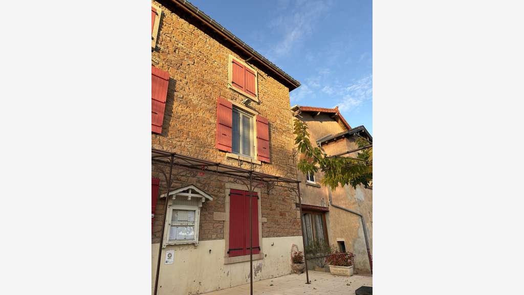 Vente bâtiment 500m² zone dynamique Mâcon Sud