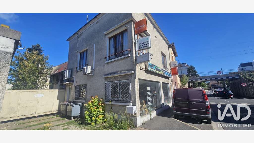 Local commercial à Deuil-la-Barre