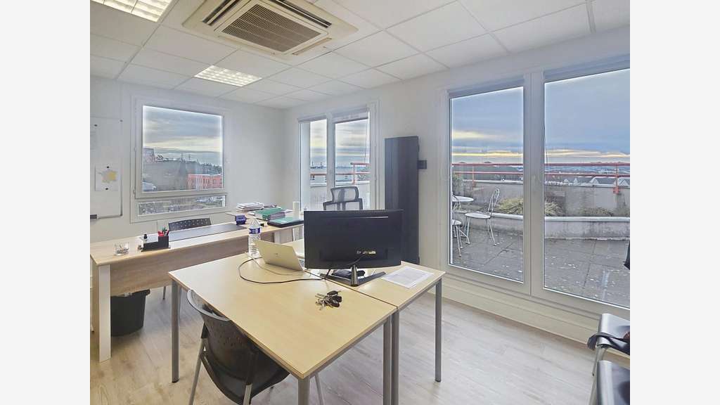 INVESTISSEURS : Plateau de bureaux à la Toison