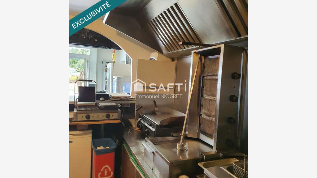 Local commercial de 54 m² à Dijon, proche gare a