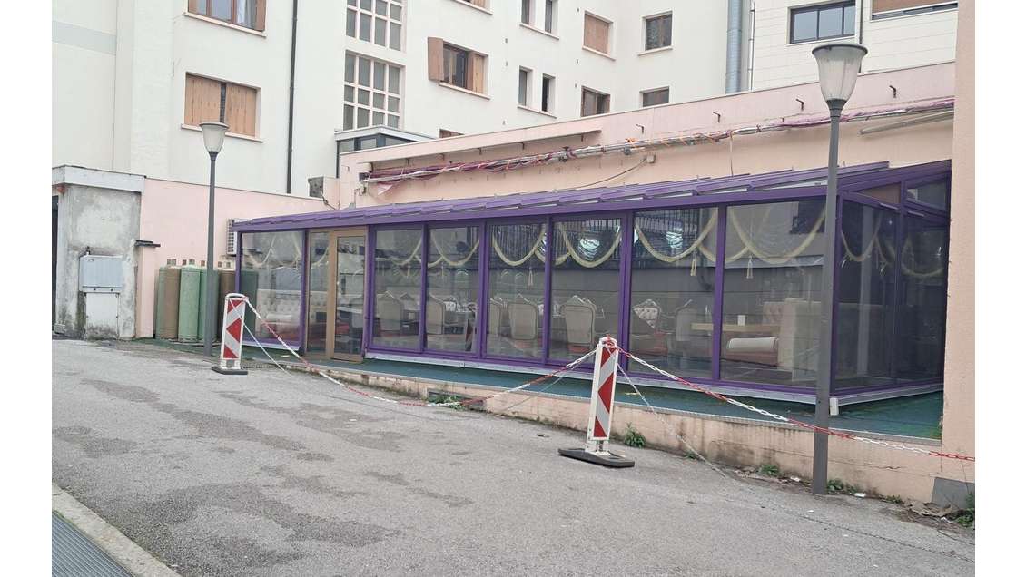 Vente local d’exception 250m² à Divonne-les-Bains