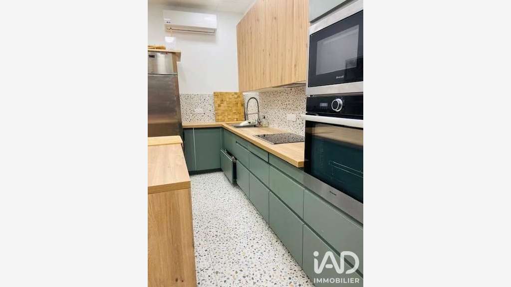 Vente local commercial 41m² rénové à Dole centre