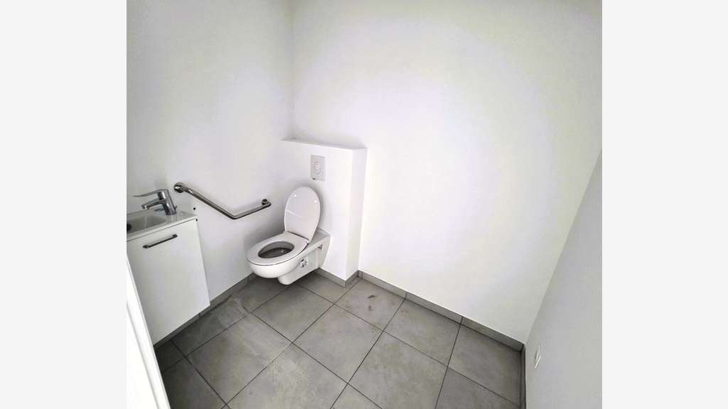 A vendre local neuf 35m² empl N°1 à Dolus-d'Oléron