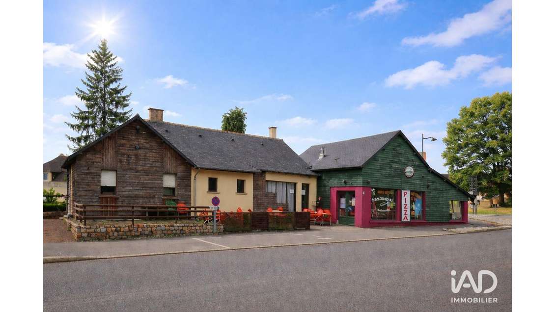 Murs commerciaux à Domfront en Poiraie