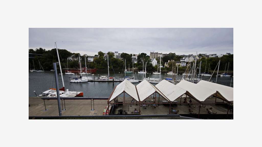 Local commercial potentiel quai du port Rhu