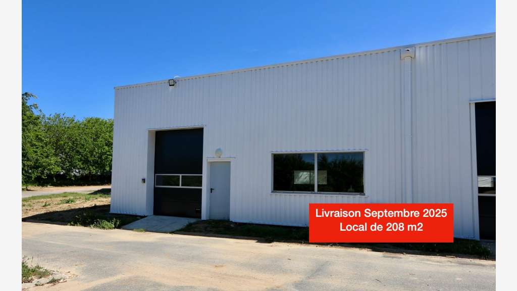Locaux d'activité 192m² à Douvres la Délivrande
