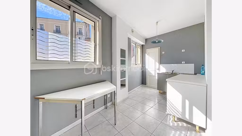 Vente local commercial de 125m² à Draguignan